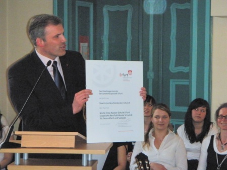 Namensgebung "Marie-Elise-Kayser-Schule" 2012 Namensgebung "Marie-Elise-Kayser-Schule" 2012