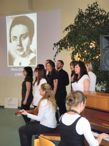 Namensgebung "Marie-Elise-Kayser-Schule" 2012 Namensgebung "Marie-Elise-Kayser-Schule" 2012